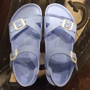 BRAND NEW! Kids Authentic Birkenstock’s Size 2!